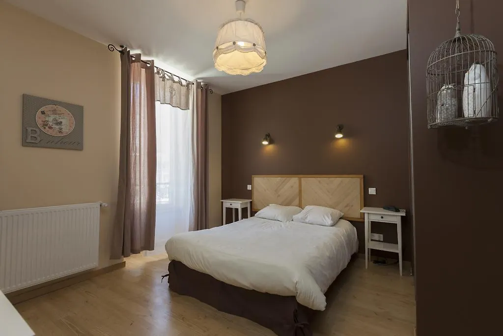 Hotel Des Alpes Le Bourg-dʼOisans