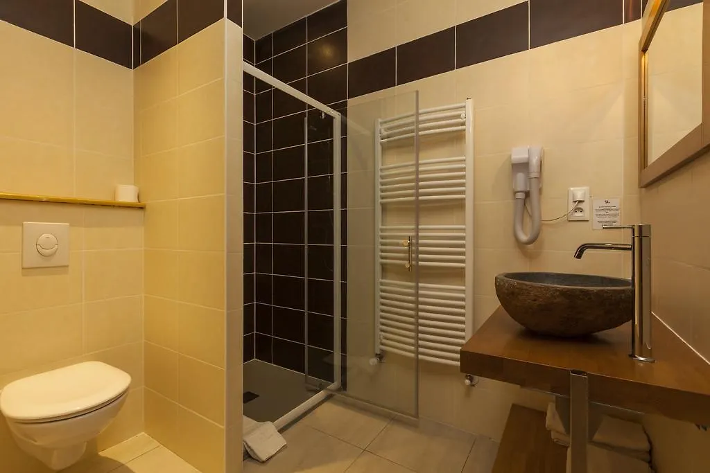Hotel Des Alpes Le Bourg-dʼOisans 2*,  Γαλλία
